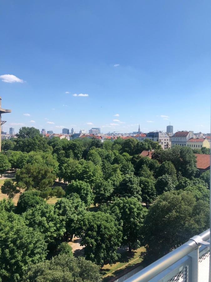 Augartenblick Penthauscombo 15/16 - Blick Zum Riesenrad Lägenhet Wien Exteriör bild